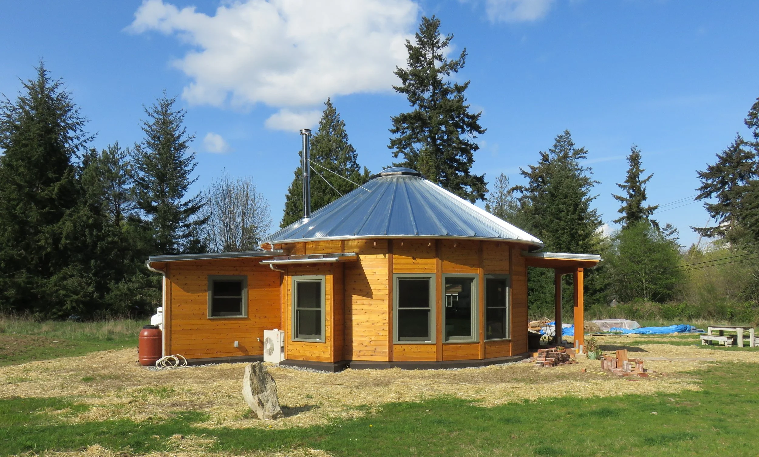 ◆YURT◆ Fog Fig_Black [YB242F_BK] 20-foot Yurt Photo Gallery | Interior & Exterior Yurt Images